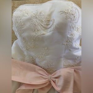 Elegant White and Pink  Quince/Sweet Sixteen or Wedding Dress